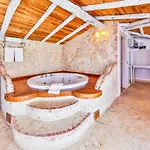 מלון Kalkan Likya Bay Hotel *